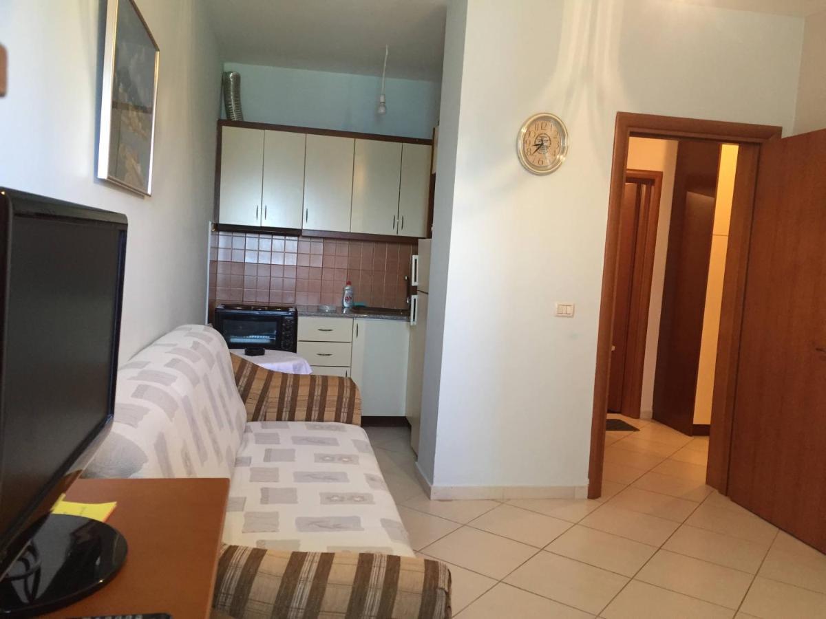 Caramel Sun Apartment Sarandë Exterior foto