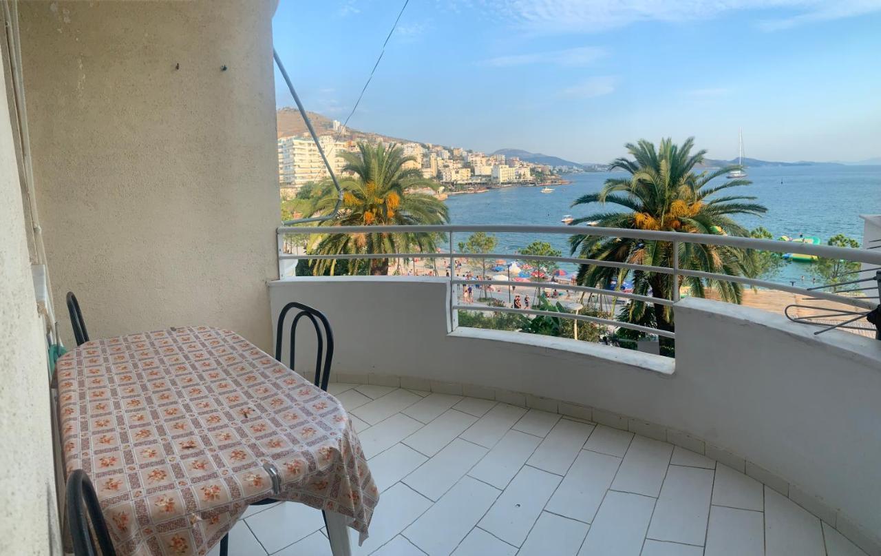 Caramel Sun Apartment Sarandë Exterior foto